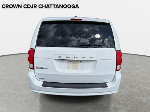 Used 2018 Dodge Grand Caravan SXT w/ Blacktop Package image 4