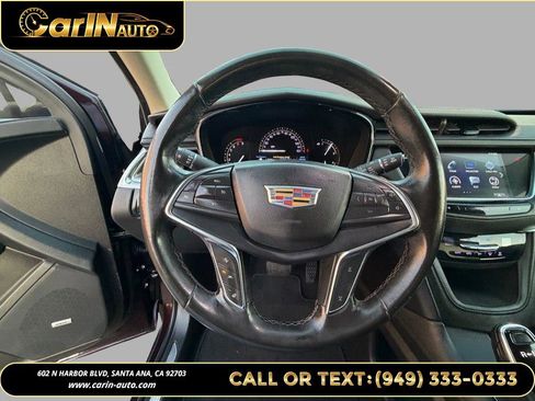 Used 2018 Cadillac XT5 Luxury w/ Driver Awareness Package image 19