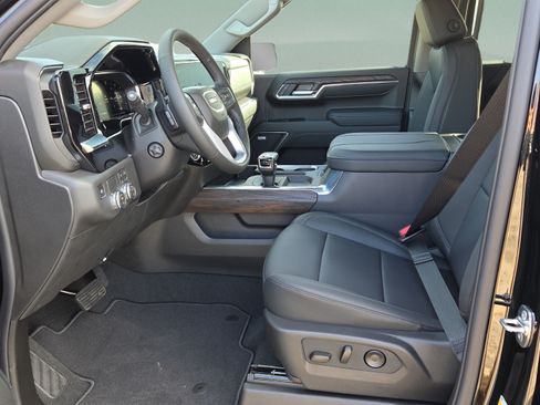 New 2026 GMC Sierra 1500 SLT w/ SLT Premium Package RWD image 19
