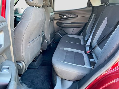 Used 2024 Chevrolet TrailBlazer LT image 22