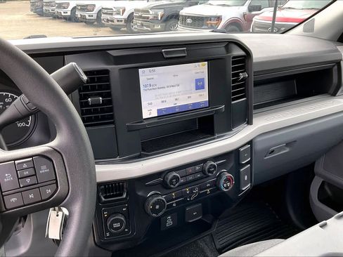 New 2026 Ford F250 XL w/ XL Off-Road Package image 5