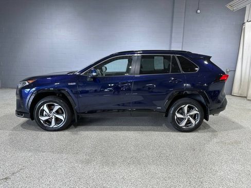 Used 2021 Toyota RAV4 SE w/ Weather & Moonroof Package AWD/4WD image 6