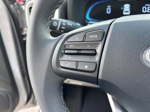 New 2026 Hyundai Venue SEL FWD image 16