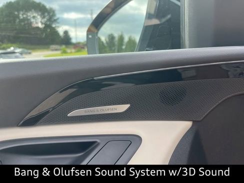 New 2025 Audi Q5 Premium Plus image 9