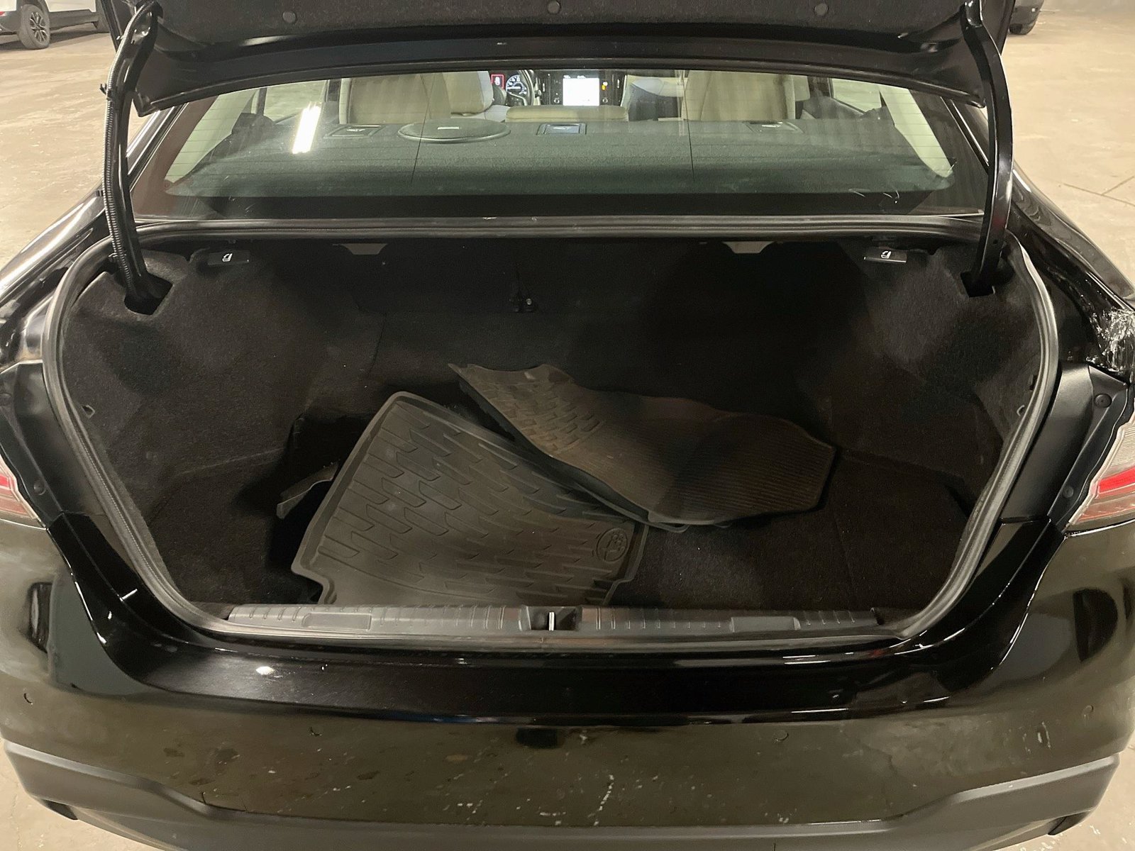 Used 2024 Subaru Legacy Limited AWD/4WD image 28