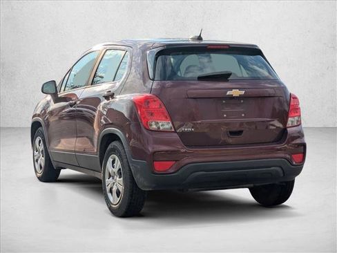Used 2017 Chevrolet Trax LS FWD image 7