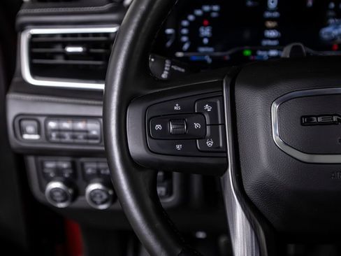 Used 2024 GMC Yukon XL Denali Ultimate w/ LPO, Floor Liner Package AWD/4WD image 40