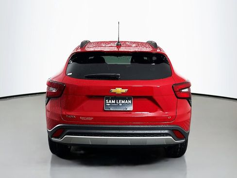 New 2026 Chevrolet Trax LT w/ Driver Confidence Package image 6