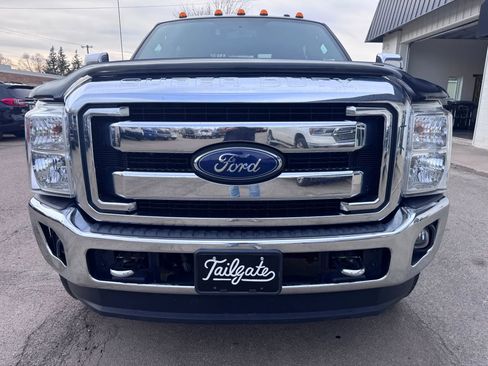 Used 2015 Ford F250 Lariat w/ Lariat Ultimate Package image 3