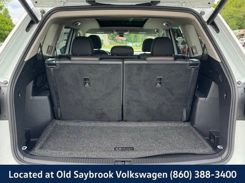 Certified 2025 Volkswagen Atlas Peak Edition SE AWD/4WD image 19