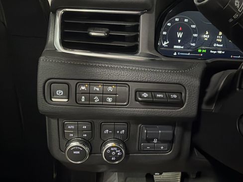 Used 2024 GMC Yukon Denali w/ Max Trailering Package AWD/4WD image 19