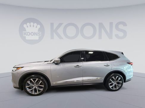 Used 2023 Acura MDX SH-AWD w/ Technology Package image 2