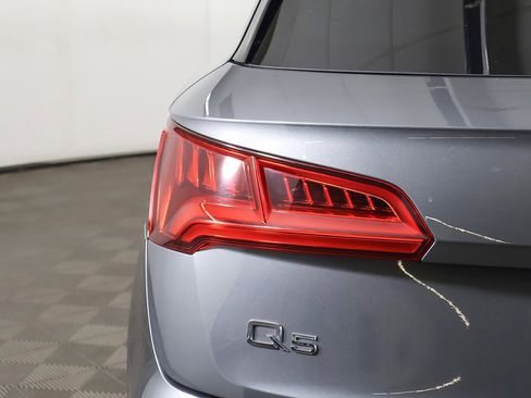 Used 2018 Audi Q5 2.0T Premium Plus w/ Premium Plus Package image 17