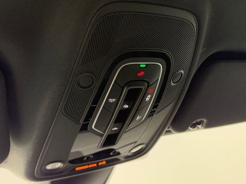 Used 2025 Audi Q7 3.0T Premium Plus w/ Premium Plus Package image 22