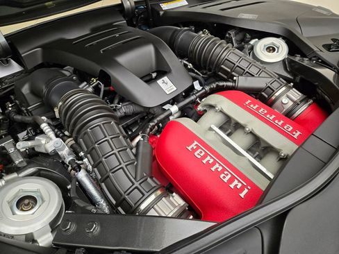 Used 2026 Ferrari Purosangue AWD/4WD image 32
