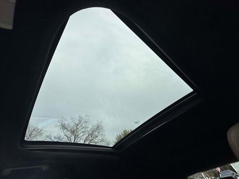 Used 2022 Lincoln Nautilus Reserve w/ Equipment Group 201A image 34