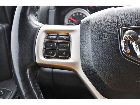 Used 2018 RAM 2500 Laramie image 24