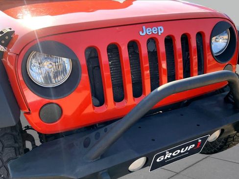 Used 2015 Jeep Wrangler Unlimited Sport w/ Quick Order Package 24S AWD/4WD image 27