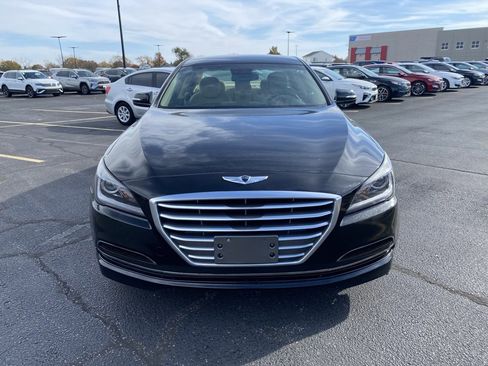 Used 2016 Hyundai Genesis 3.8 image 4