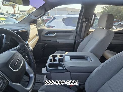 Used 2022 GMC Sierra 1500 SLE w/ X31 Off-Road Package AWD/4WD image 3