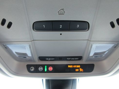 New 2026 Chevrolet Blazer LT w/ Convenience Package FWD image 30
