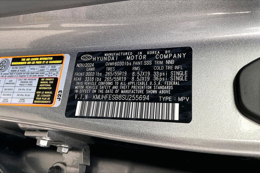 Used 2025 Genesis GV80 2.5T Standard AWD/4WD image 21