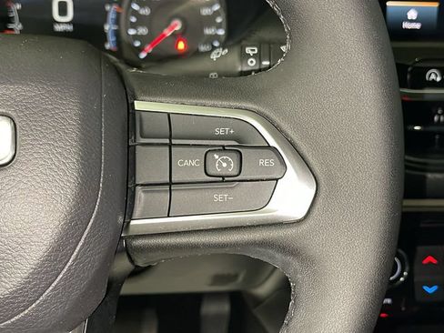 Used 2026 Jeep Compass Latitude AWD/4WD image 25