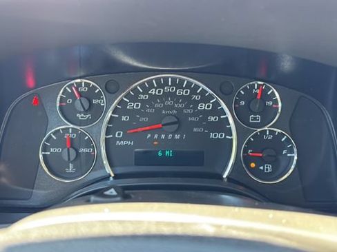 New 2026 Chevrolet Express 2500 w/ Driver Convenience Package RWD image 10