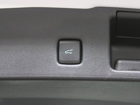 Used 2024 Ford Escape Platinum image 41