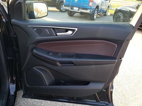 Certified 2021 Ford Edge Titanium w/ Equipment Group 301A image 19
