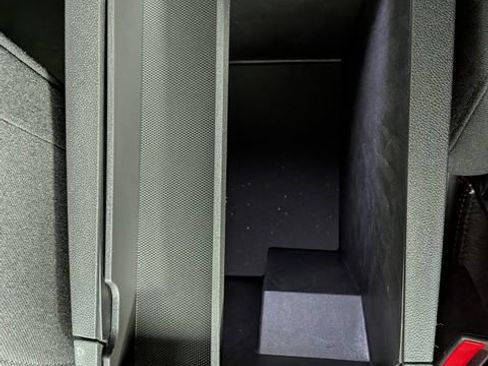 Used 2024 Chevrolet Equinox LT w/ LPO, Floor Liner Package FWD image 20