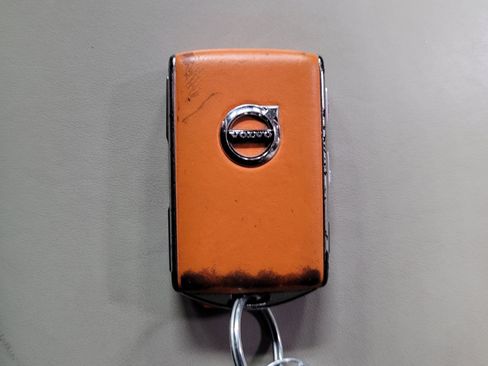 Used 2021 Volvo XC60 T6 Inscription image 32