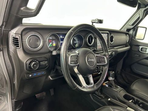 Used 2021 Jeep Wrangler Unlimited Sahara w/ Cold Weather Group AWD/4WD image 14