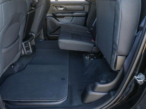 New 2026 RAM 1500 Express image 29