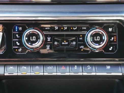 Certified 2023 GMC Sierra 1500 Denali Ultimate AWD/4WD image 25