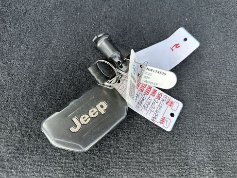 Certified 2022 Jeep Wrangler Unlimited Sport AWD/4WD image 29