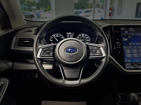 Used 2024 Subaru Ascent Premium w/ Convenience Package AWD/4WD image 16