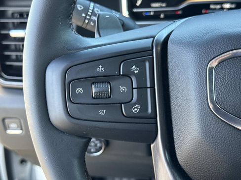 Used 2024 GMC Sierra 1500 AT4 w/ Technology Package image 31