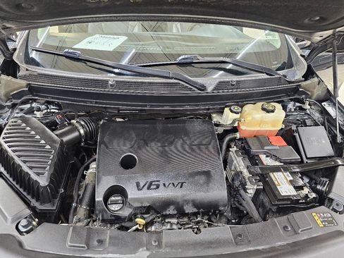 Used 2018 Buick Enclave Premium w/ Experience Buick Package FWD image 45