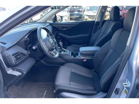 Used 2025 Subaru Outback Premium image 10