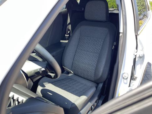 Used 2024 Chevrolet Equinox LT FWD image 14