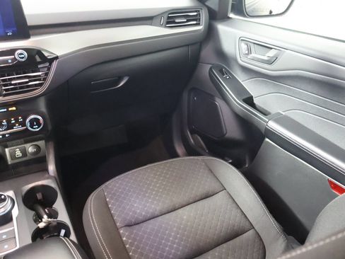 Used 2025 Ford Escape Active FWD image 27