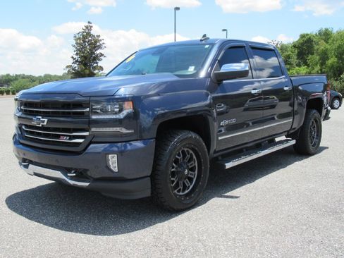 Used 2018 Chevrolet Silverado 1500 LTZ Z71 w/ Centennial Edition AWD/4WD image 3