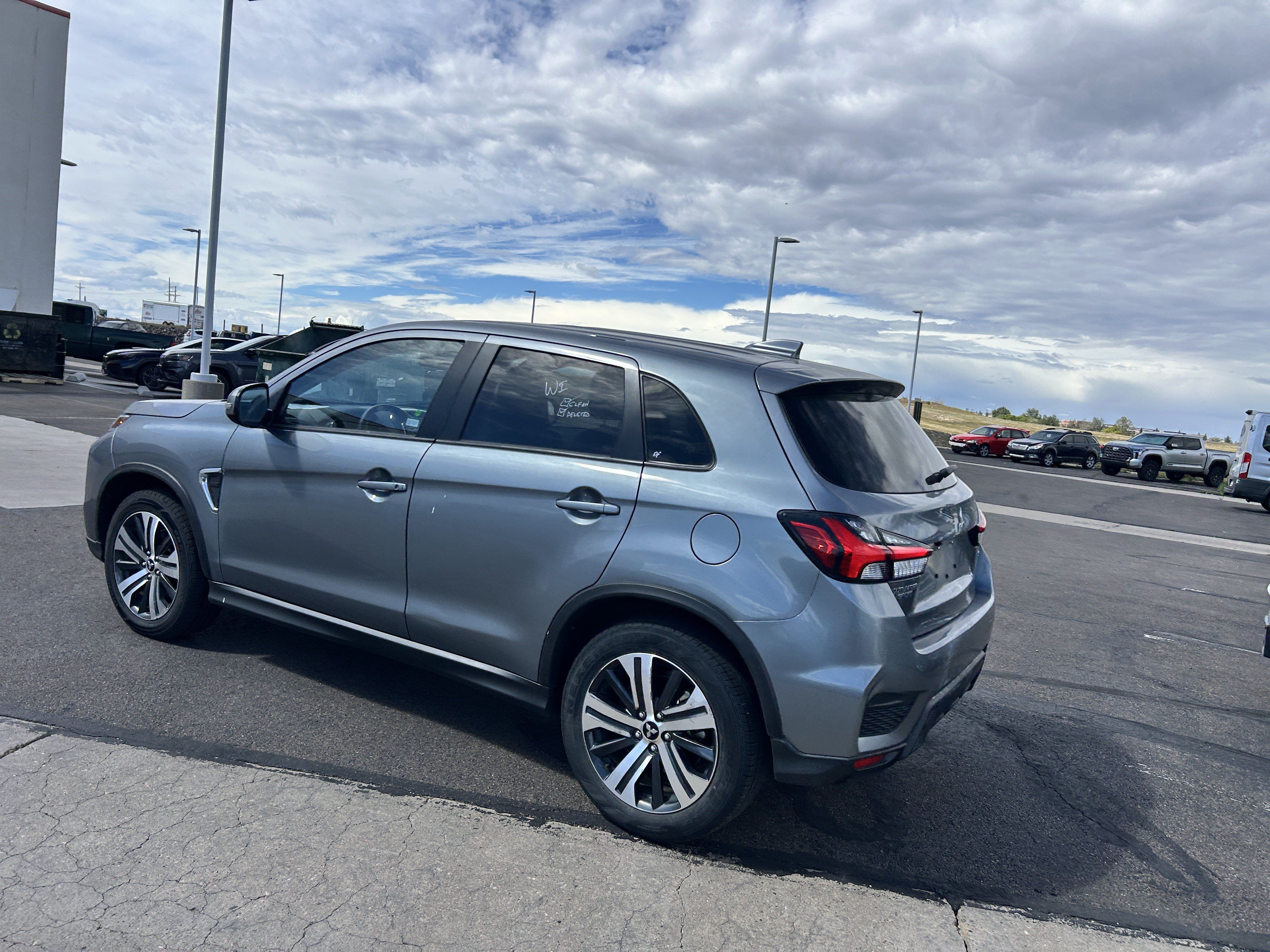 Used 2025 Mitsubishi Outlander Sport SE AWD/4WD image 3