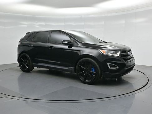 Used 2016 Ford Edge Titanium w/ Equipment Group 301A image 23