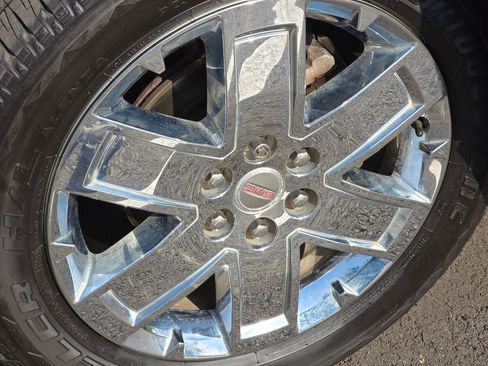 Used 2017 GMC Acadia Limited SLT AWD/4WD image 24