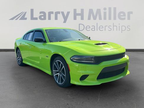 Used 2023 Dodge Charger R/T w/ Navigation & Travel Group RWD image 7