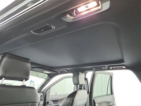 Used 2018 Ford Expedition Limited image 22