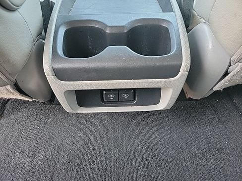 Used 2018 Honda Odyssey EX-L image 16