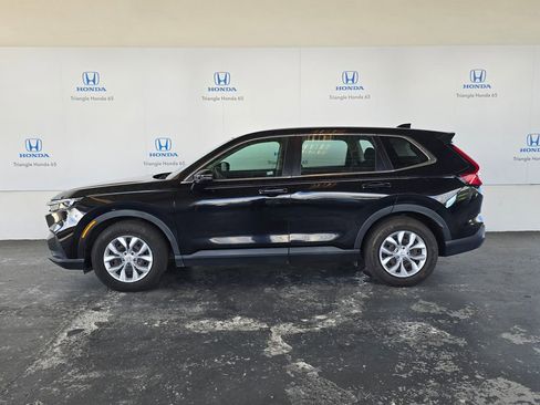Used 2023 Honda CR-V LX image 3